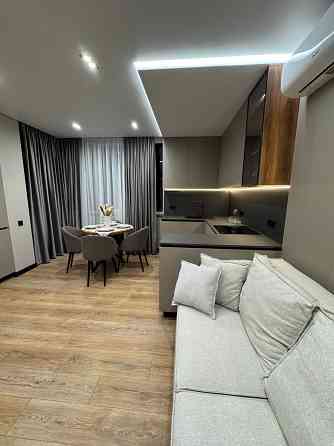 Продаж Квартира 2-кімнатна, 22/25 поверх на Олександра Олеся вул., д. 1 Kiev