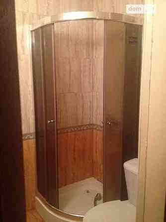 Оренда Квартира 1-кімнатна, 3/5 поверх на ул. Жилянская Киев