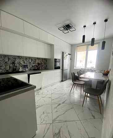 Продаж Квартира 3-кімнатна, 2/16 поверх на вул. Городоцька L'viv