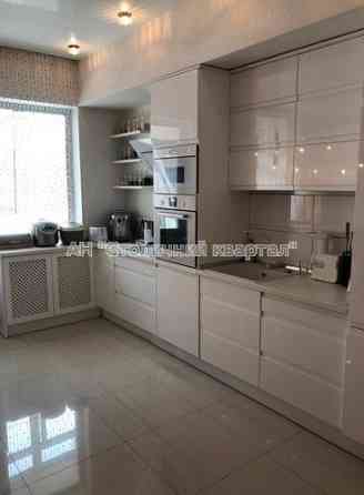 Продаж Будинок 3-кімнатний на Градинська вул., 7 Kiev