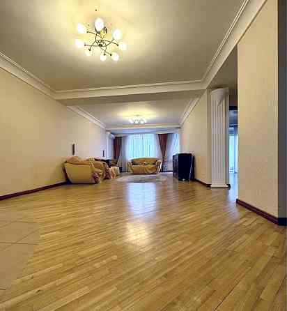 Продаж Квартира 3-кімнатна, 3/10 поверх на Чекмарева Академика ул., 2 Дніпро