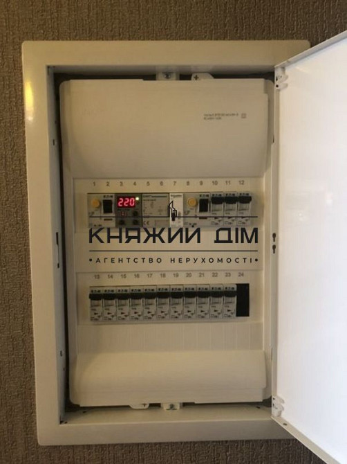 Шикарная видовая двухкомнатная квартира с евроремонтом.Код: 21121971 Київ - фото 18