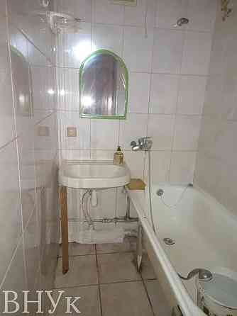 Продаж Квартира 1-кімнатна, 2/5 поверх на Грушевського Uzhhorod