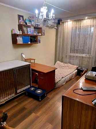 Продаж Квартира 3-кімнатна, 4/14 поверх на Глушкова Академіка вул., д. 61 Київ