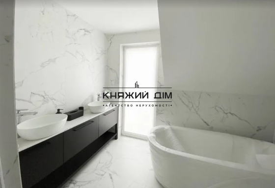 Білогоро#769;дка — село Бучанського району Київської області 