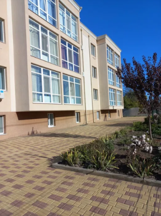 Продам квартиру с ремонтом в новом доме  в ЖК "Яспис" (ул.Паустовского, Епицентр) 