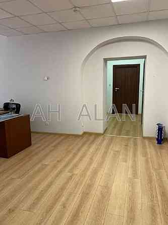 Оренда офісне приміщення на Бульварно-Кудрявська вул., 22/24 приміщень - 3 Київ