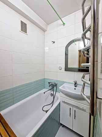 Оренда Квартира 1-кімнатна, 5/9 поверх на Ореста Левицького, 23 Kiev