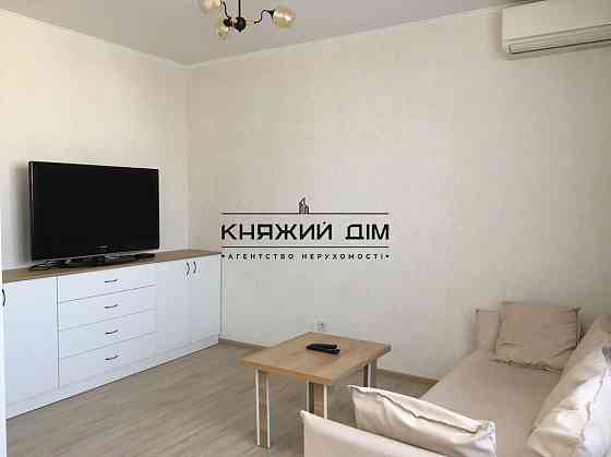 Продаж 1к Квартира 40 кв.м Харьковское шоссе Київ