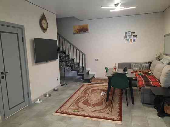 Продаж Будинок на Весняний 