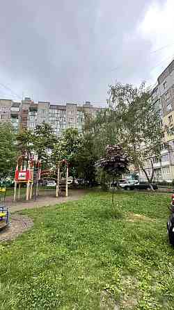 Продаж Квартира 1-кімнатна, 1/8 поверх на вул. Миколайчука І. Ivano-Frankivs'k