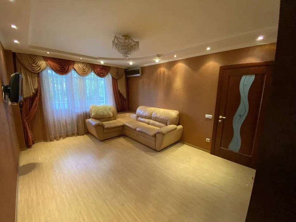 Оренда Квартира 3-кімнатна, 2/5 поверх на Харченка, 47 Київ - фото 1