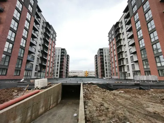 Продаж 2к Квартира 59 кв.м Легоцького 64Б Ужгород