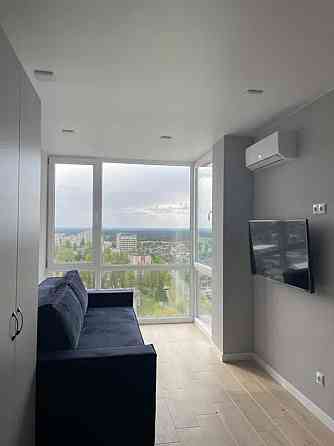 Оренда Квартира 1-кімнатна, 19/27 поверх на Генерала Наумова, 1б Kiev