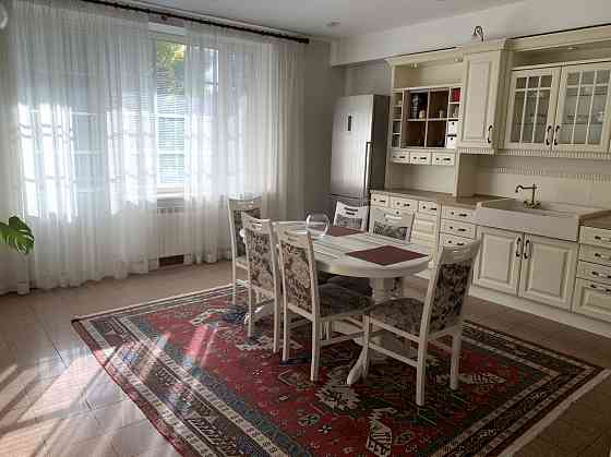 Оренда Квартира 4-кімнатна, 1/4 поверх на Успенская, 2/1 Одеса