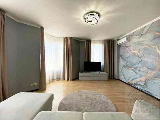 3 кімнатна, пр-т А.Палладіна 18/30, Святошинський р-н Kiev