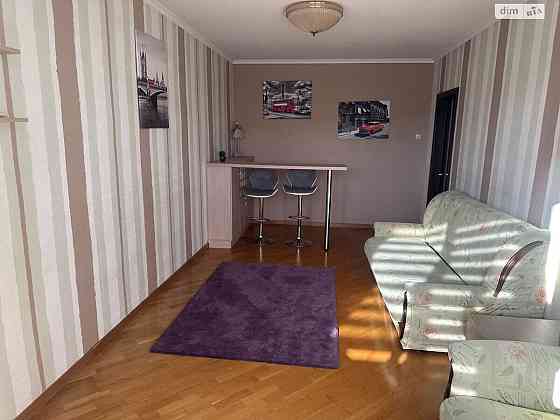 Оренда Квартира 3-кімнатна, 15/16 поверх на Петра Григоренка, 29 Київ