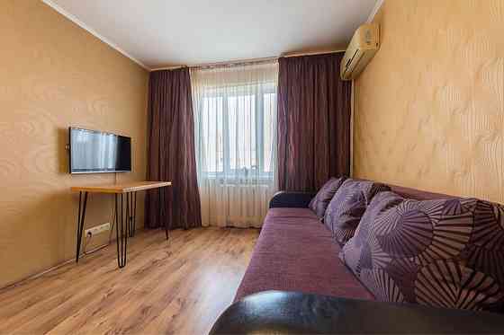 Продаж Квартира 2-кімнатна, 16/16 поверх на Челябінська, 17 Київ