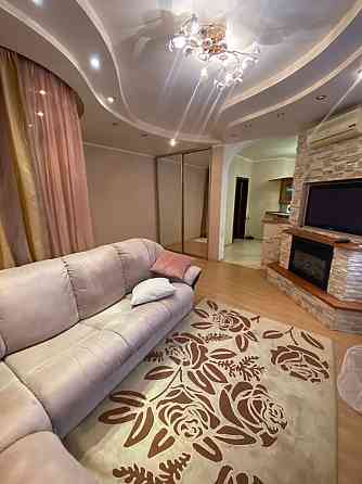 Оренда Квартира 1-кімнатна, 11/18 поверх на просп. Бажана, 10 Kiev