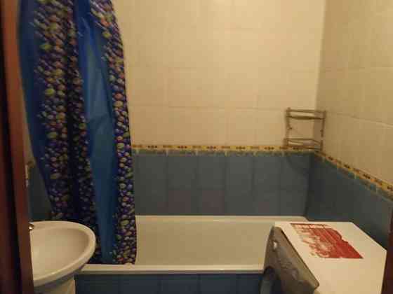 Оренда Квартира 2-кімнатна, 10/16 поверх на Драгоманова ул., 14a Kiev