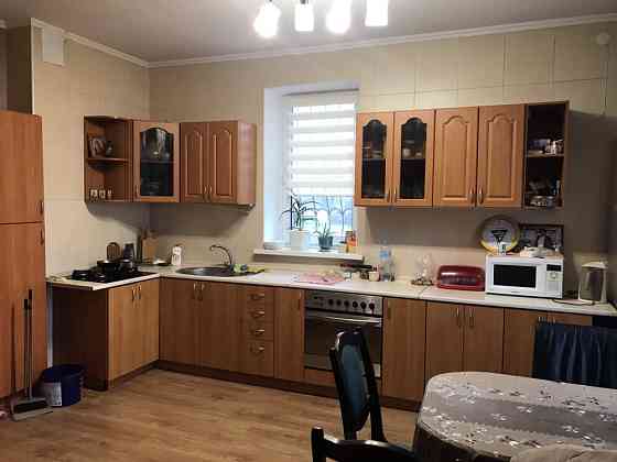 Продаж Будинок на улица Молодежная, д.1 Артемовка