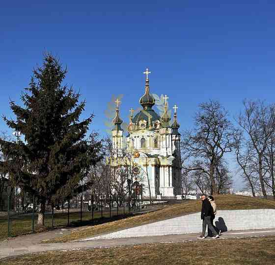 Продаж Квартира 3-кімнатна, 2/9 поверх на Большая Житомирская ул., 13 Kiev