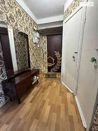 Продаж Квартира 2-кімнатна, 2/5 поверх на Леся Курбаса пр-т, 5 Kiev