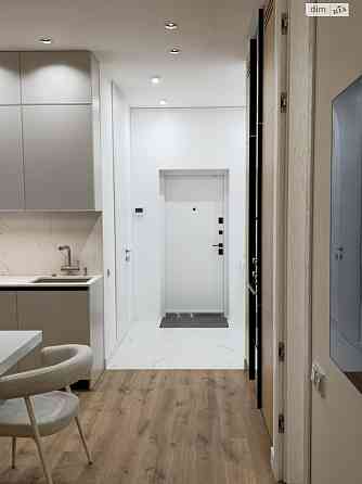 Продаж Квартира 2-кімнатна, 14/19 поверх на Бульварно-Кудрявська вул., д. 17А Kiev