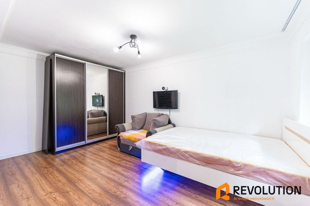 Оренда Квартира 1-кімнатна, 1/5 поверх на вул. Сулеймана Стальського, 10 Київ - фото 1