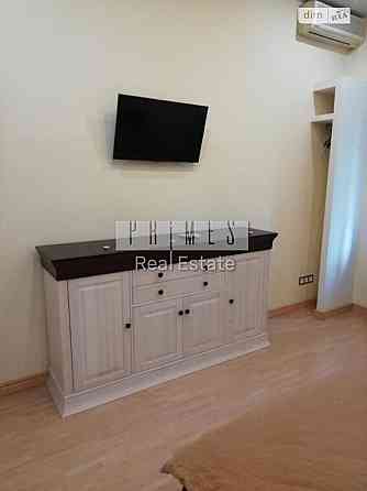 Оренда Квартира 2-кімнатна, 4/5 поверх на вул. Інститутська, 22/7 Kiev