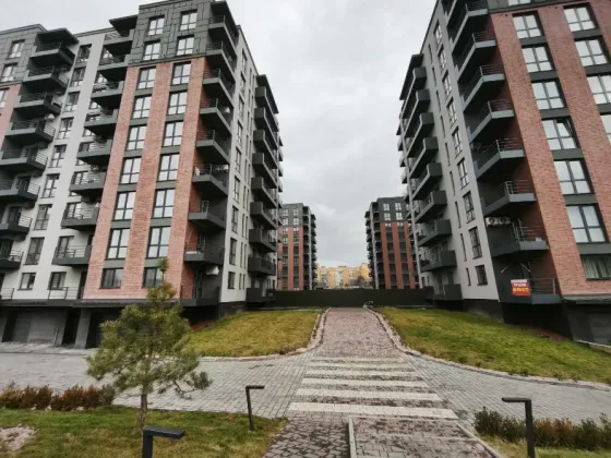 Продаж 2к Квартира 59 кв.м Легоцького 64Б Ужгород