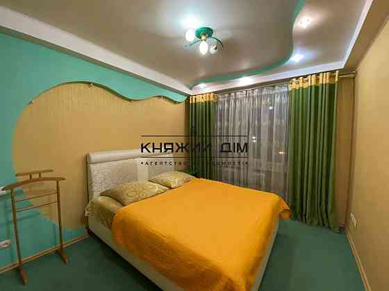 Оренда Квартира 3-кімнатна, 5/9 поверх на Леси Украинки бульв. / Л.Украинки бул Киев