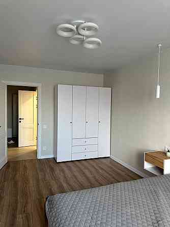 Оренда Квартира 1-кімнатна, 25/26 поверх на Ревуцкого ул., 54 Kiev