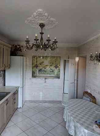 Продаж 3-поверховий Будинок з ділянкою 7 сот 240 кв.м 6 кімн. на провулок Городній Zhytomyr