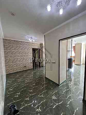 Продаж Будинок 2-кімнатний на Срібнокільська вул., 1 Киев