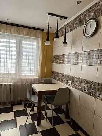 Оренда Квартира 1-кімнатна, 16/16 поверх на Якуба Коласа, 23а Киев