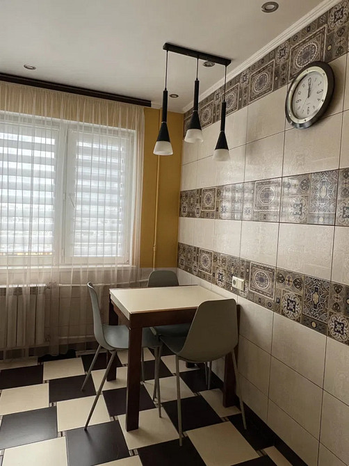 Оренда Квартира 1-кімнатна, 16/16 поверх на Якуба Коласа, 23а Киев - изображение 4