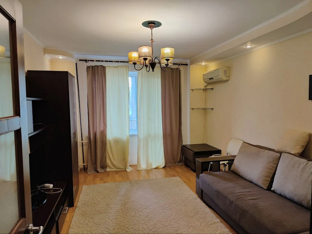 Оренда Квартира 2-кімнатна, 5/10 поверх на вул. Анни Ахматової, 11 Київ - фото 1