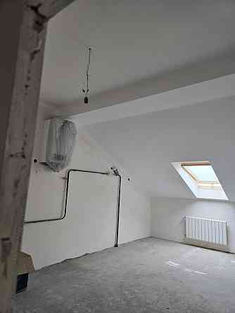 Продаж Квартира 1-кімнатна на ул. Цветочная, 1 Odessa