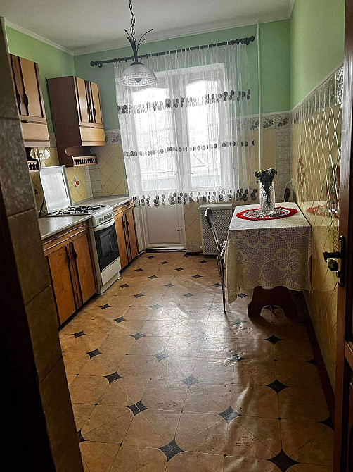 Оренда Квартира 3-кімнатна, 3/9 поверх на вул. Київська Рівне - фото 2