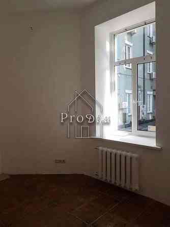 Продаж Будинок 2-кімнатний на Набережно-Хрещатицька вул., 7 Kiev