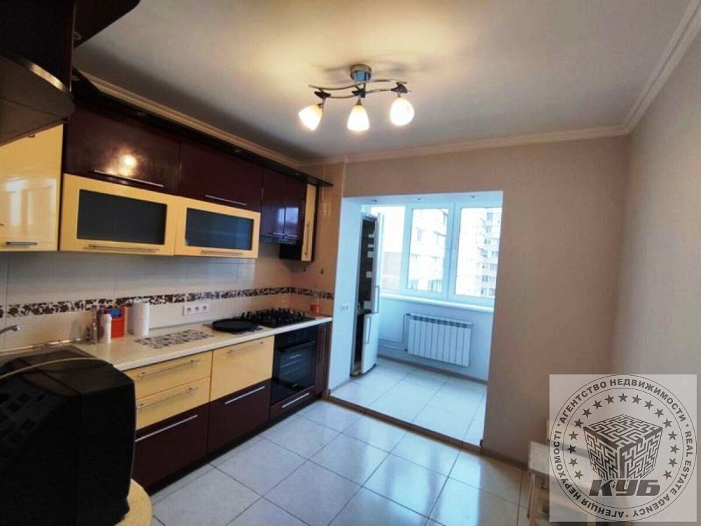 Продаж Квартира 3-кімнатна, 10/10 поверх на Стуса Василия ул., 28 Київ - фото 3