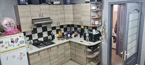 Продам дом с большим  гаражом  на Станции Усатово 