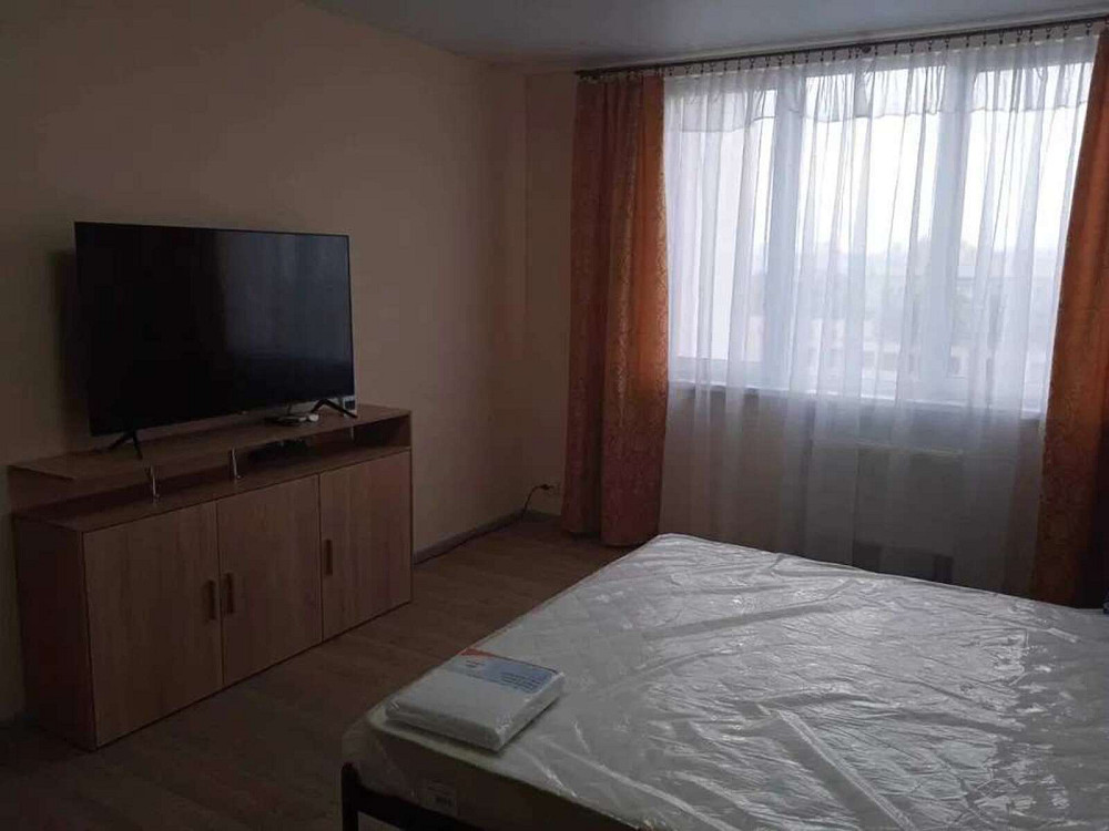 Оренда Квартира 1-кімнатна, 10/17 поверх на Харьковское шоссе, 15а Київ - фото 1