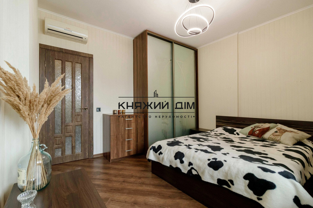 Продаж 2-кімнатної квартири вул. Урлівська 23-А,ТРЦ River Mall.м.Позняки Київ - фото 1