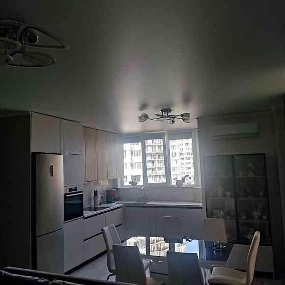 Просторная квартира в жк Дмитривском Одесса