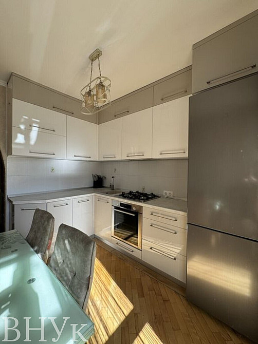 Продаж Квартира 2-кімнатна, 5/9 поверх на вул. Освицька Львів - фото 1