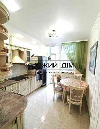 Оренда Квартира 1-кімнатна, 21/24 поверх на Бажана Николая просп. Kiev