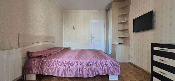 Оренда Квартира 2-кімнатна, 9/16 поверх на Олійника Степана, 17 Киев