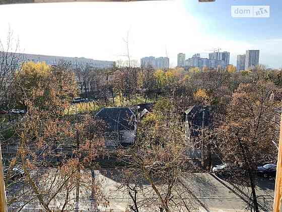 Оренда Квартира 1-кімнатна, 5/5 поверх на ул. Рижская Kiev